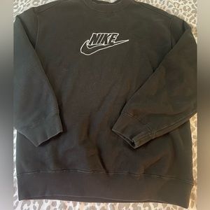 Nike Sweatshirt size XL (18-20)